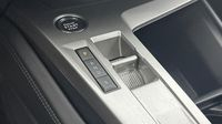 Peugeot 308 PHEV 180ch Allure Pack e-EAT8 — photo 14