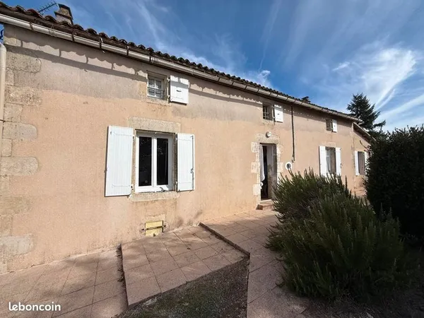 Longère 5 pièces 136 m²
