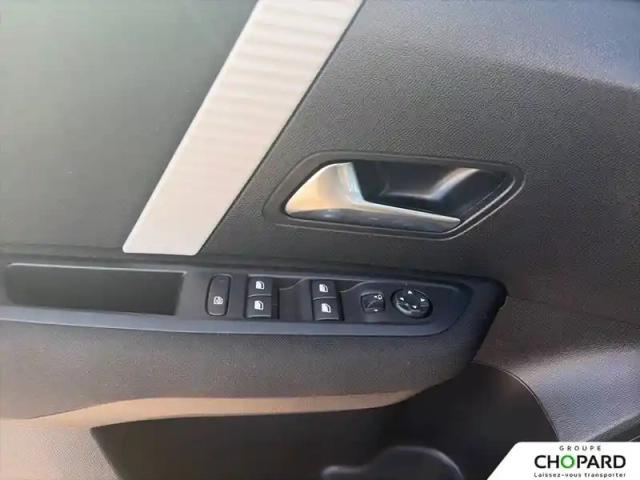 Citroën C4 e- 136 ch autonomie standard — photo 14