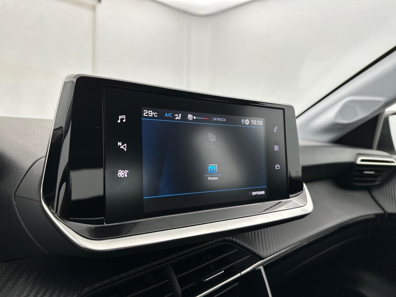 Peugeot 208 puretech 75 s&s bvm5 premium — photo 24