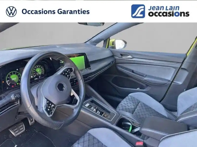 Volkswagen Golf 1.5 etsi opf 150 dsg7 — photo 53
