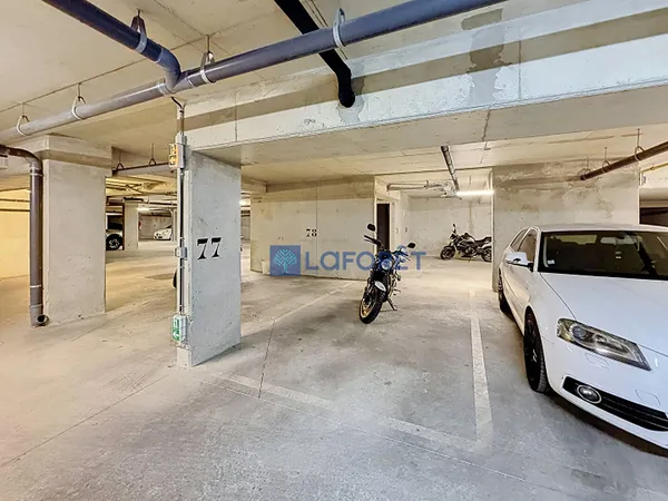 Garage et parking Vente Saint-Pierre-du-Perray 10900€