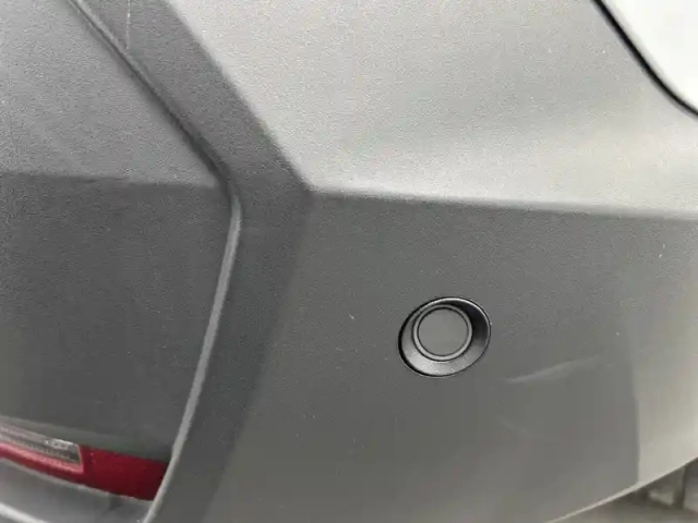 Peugeot 5008 hybrid 136 e-dcs6 — photo 18
