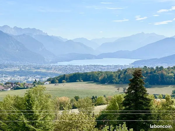 Maison 8 pièces 300m² avec vue Lac et montagnes