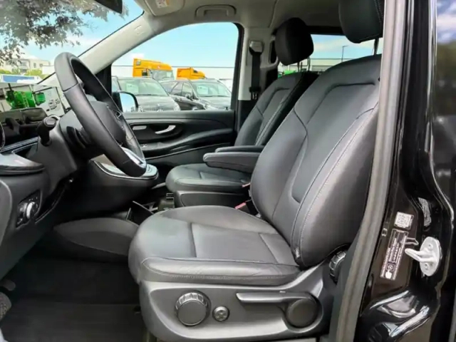 Mercedes Classe V 300 long 204ch 7 places 90kwh — photo 22
