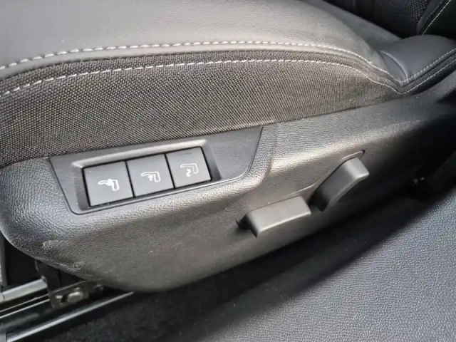 Peugeot 2008 puretech 130 s&amp;s bvm6 — photo 36