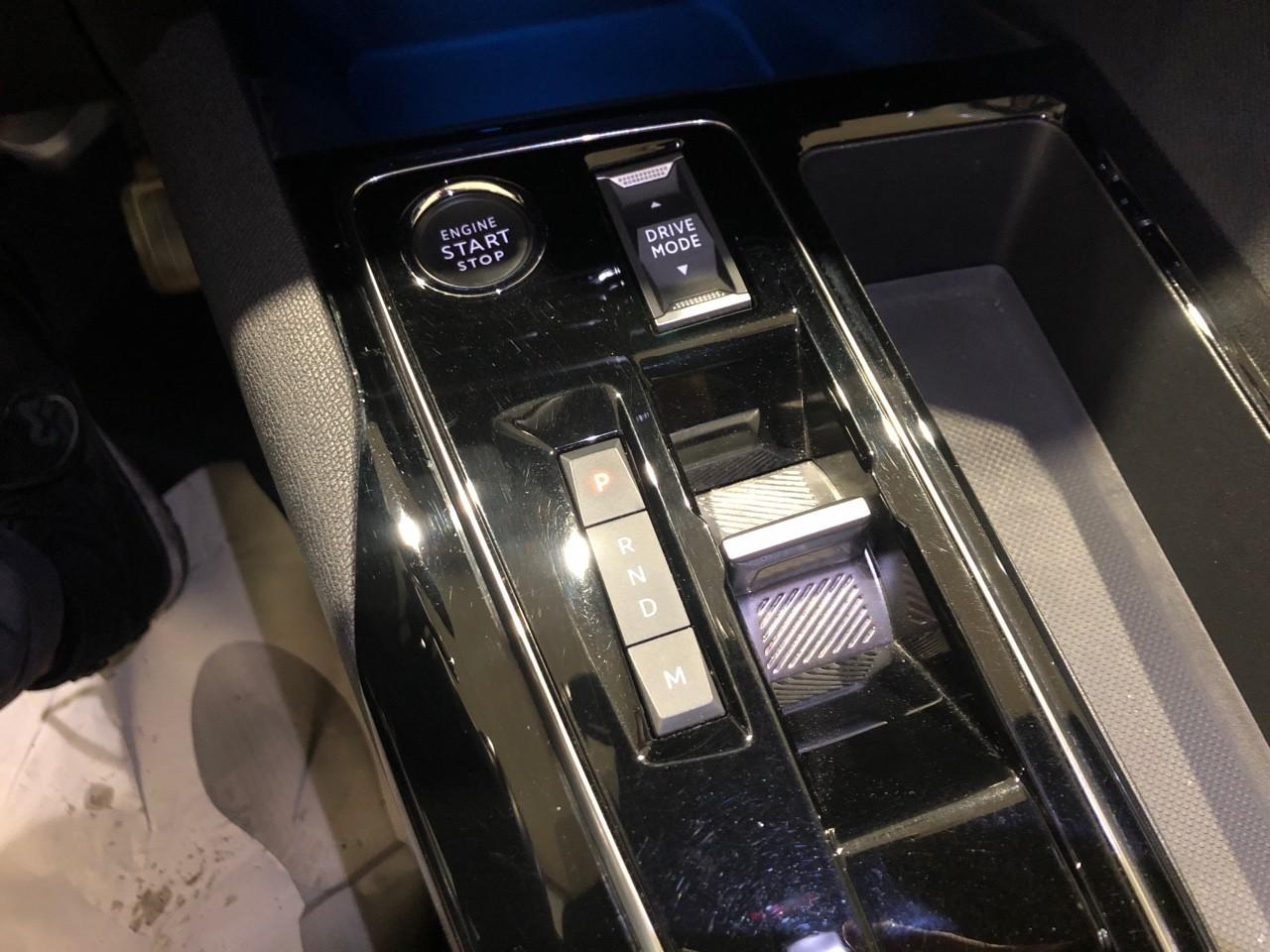 Peugeot 5008 puretech 130ch s&s eat8 allure pack — photo 27