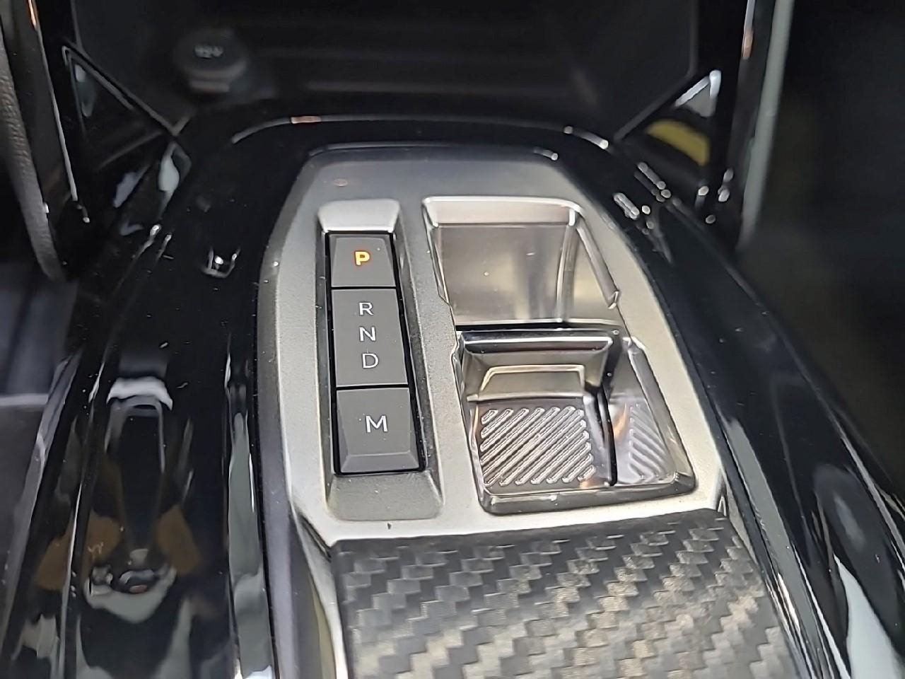 Peugeot 208 hybrid 110 ch e-dcs6 allure — photo 19