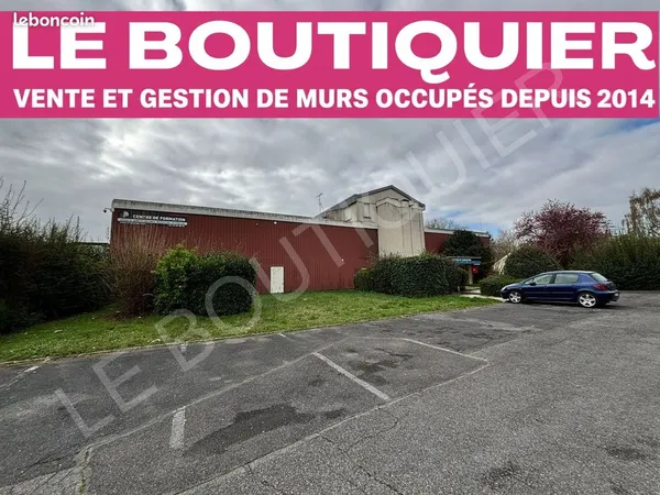 Boutique 908 m² MAREUIL LES MEAUX