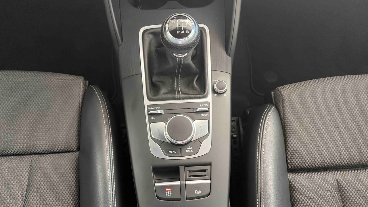 Audi A3 Sportback 30 TFSI 116 — photo 18