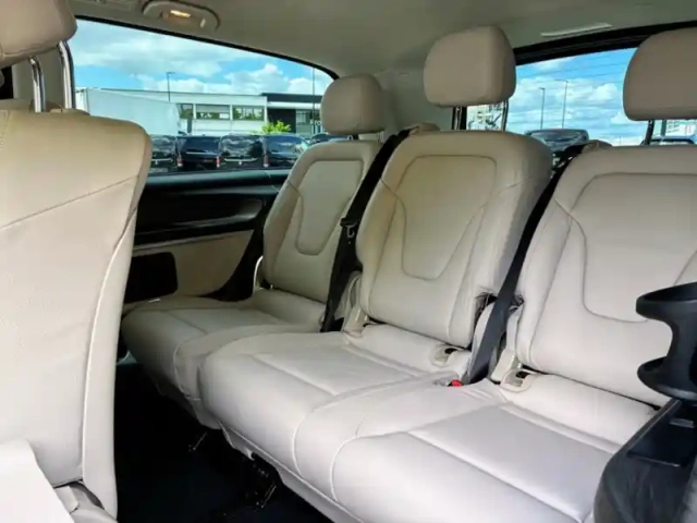 Mercedes Cla v 300 d 4matic avantgarde amg- — photo 24