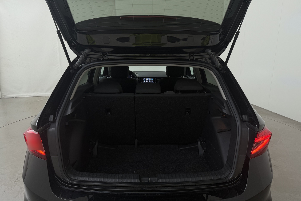 Skoda Fabia — photo 5
