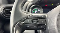 Toyota Yaris 116h Première 5p — photo 24