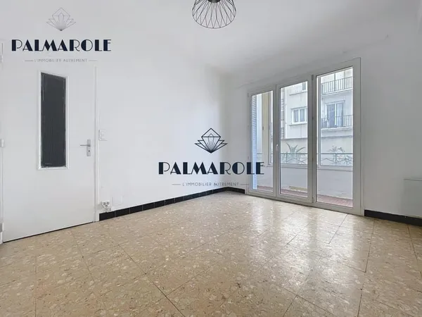 PERPIGNAN COURS PALMAROLE - T2 AVEC LOGGIA FERMÉE ET CAVE