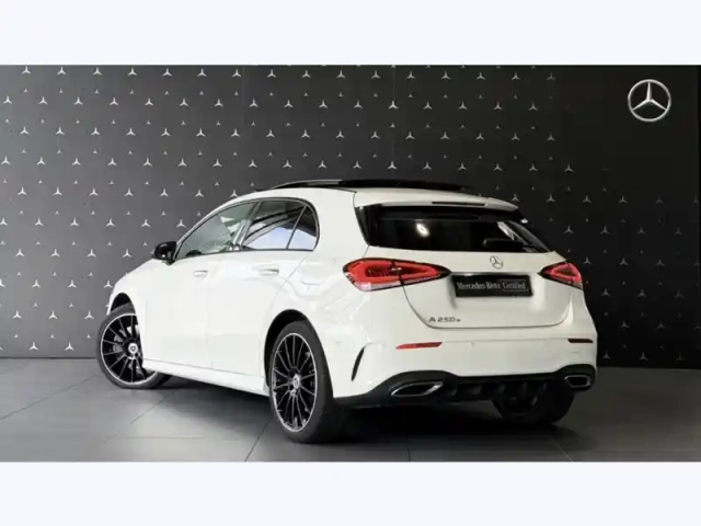Mercedes Classe A 250 e amg line — photo 23