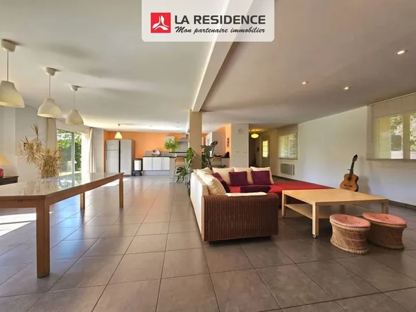 Maison de 8 pièces