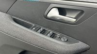 Peugeot 208 Style PureTech 100 S S BVM6 — photo 18
