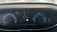 Peugeot 3008 HYBRID 225ch GT Pack e-EAT8 — photo 10