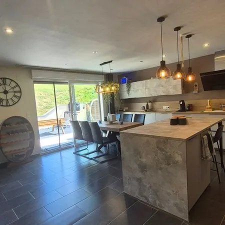 Maison 5 pièces 155 m²