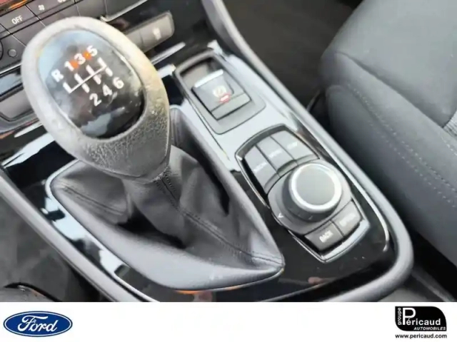 Bmw Serie 2 active tourer 216i 109 ch — photo 18
