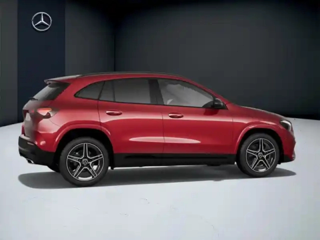 Mercedes Gla 200 d amg line — photo 20