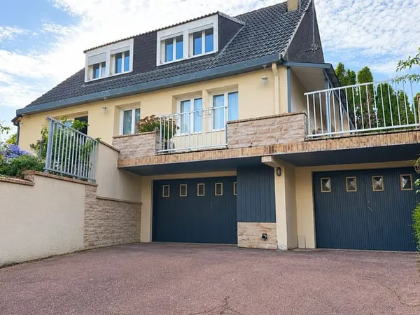 Maison 5 pièces 130 m²