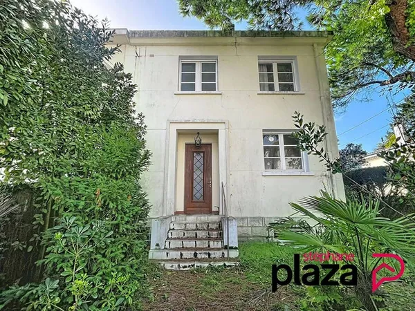Maison 8 pièces 180 m²