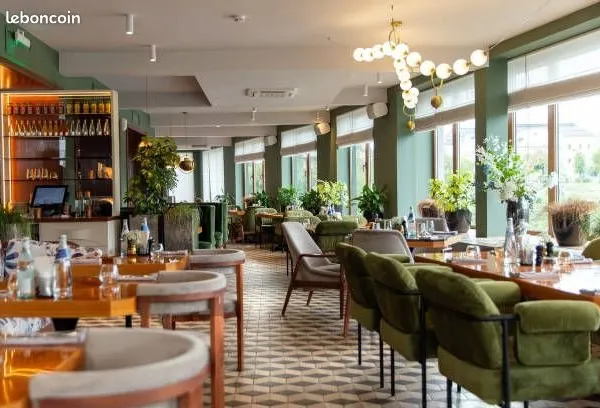 Local restaurant 200 m²