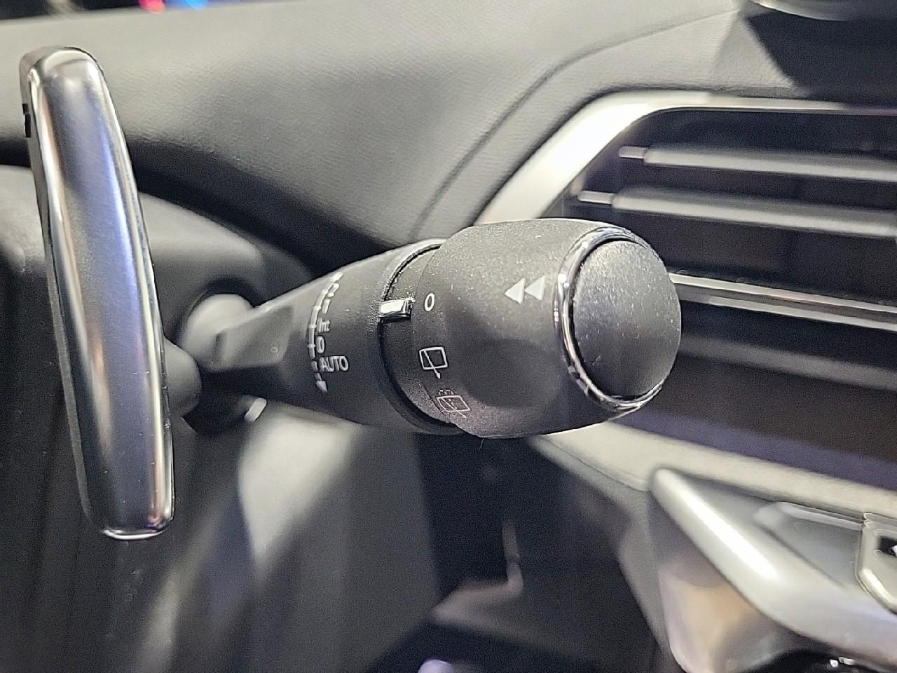 Peugeot 3008 hybrid 225 e-eat8 gt — photo 21