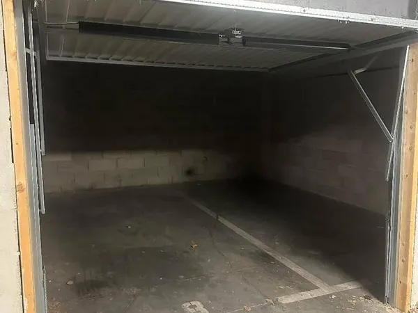 Parking 18 m²