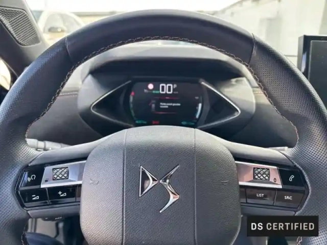 Ds Ds 3 crossback e-tense performance line — photo 11