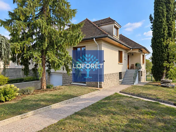 Maison 8 pièces 187 m²
