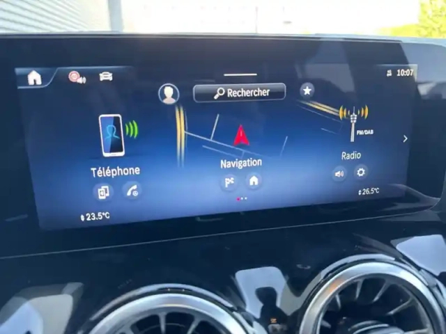 Mercedes Gla 250 e hybrid eq amg line — photo 18