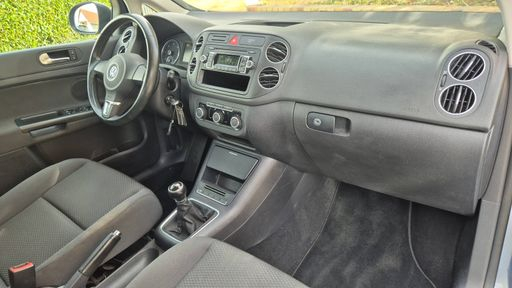 Volkswagen Golf Plus 1.6 TDI 90 - Trendline – 2012 – 64325 km – Diesel – Boîte Manuelle — photo 19