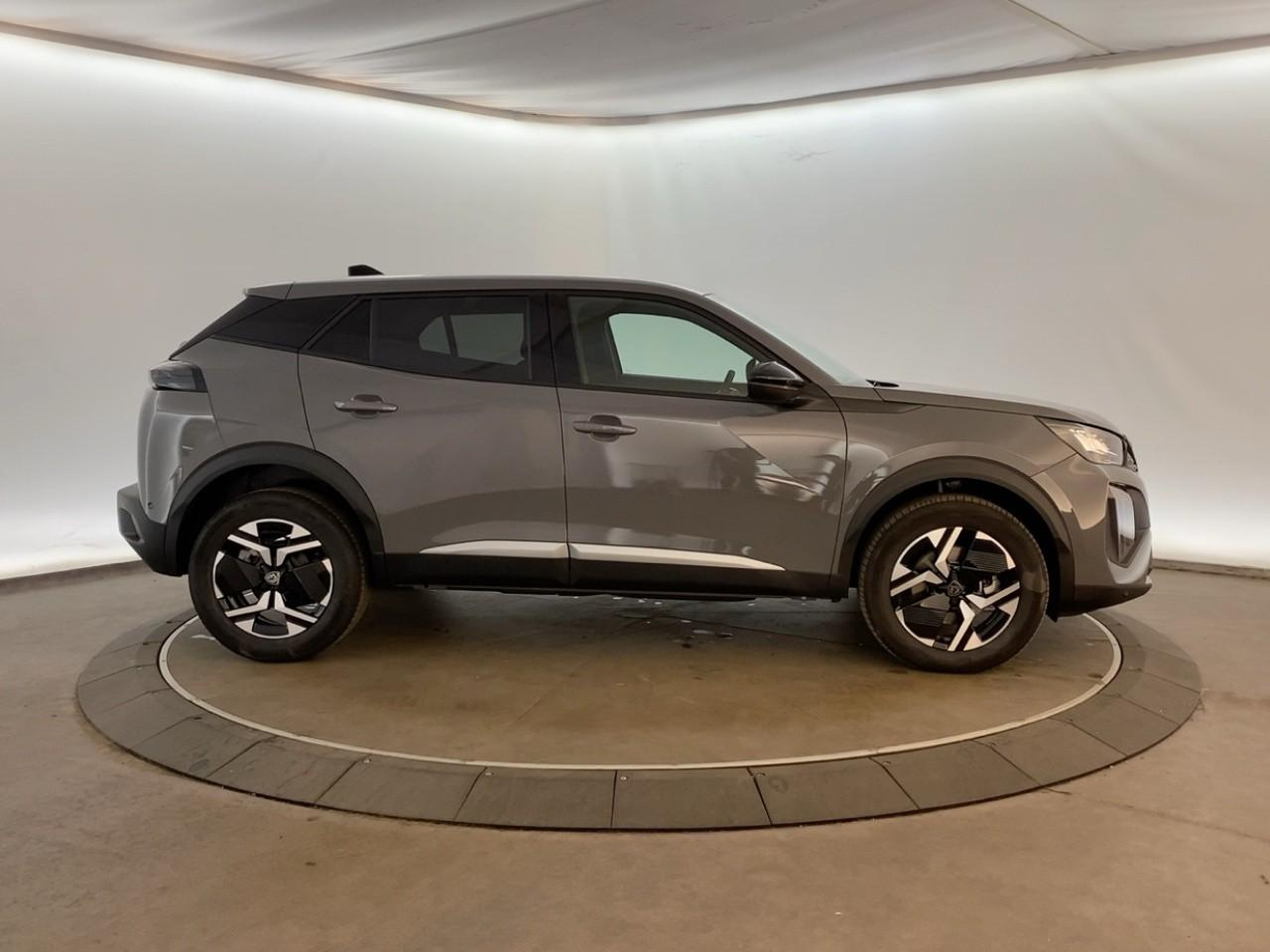 Peugeot 2008 hybrid 145 ch e-dcs6 allure — photo 4