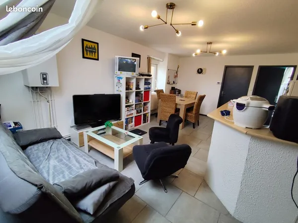 🏡 Superbe T3 - 48 m² avec parking et cuisine ouverte