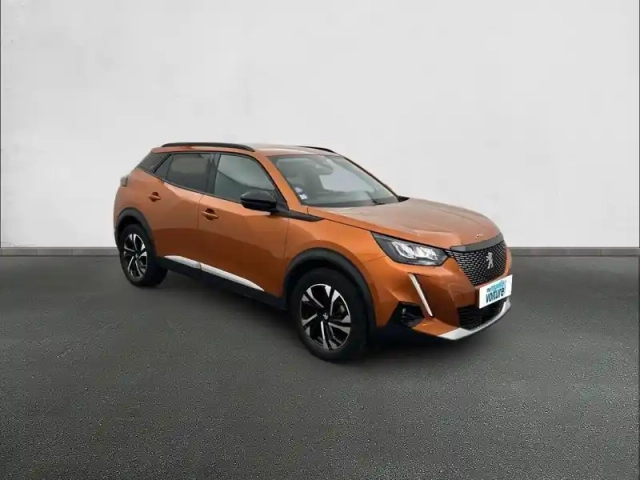 Peugeot 2008 puretech 130 s&amp;s eat8 — photo 3