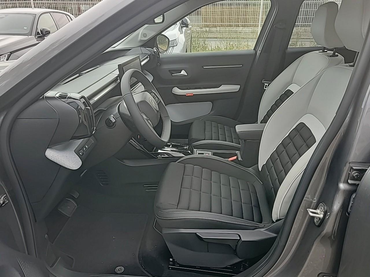 Citroën C3 Aircross hybride 145 ch aut max — photo 9