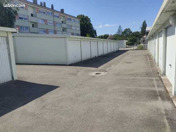 Garage à vendre