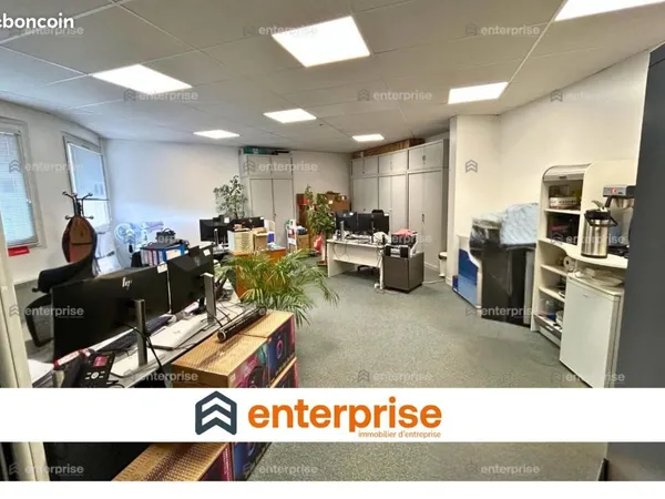 Bureaux 80 m²