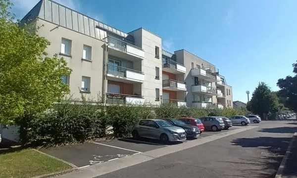 APPARTEMENT T3 CHAMBRAY LES TOURS - Balcon - Parking