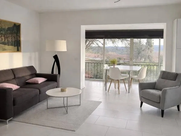 Maison de plain-pied 4 pièces 140 m²