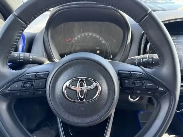 Toyota Aygo 1.0 vvt-i 72 design — photo 18