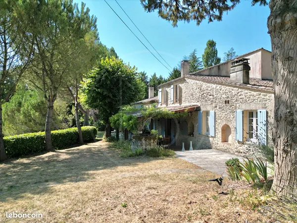 Propriété 14 pièces 383 m²