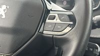 Peugeot 208 PureTech 100 S&S BVM6 — photo 17
