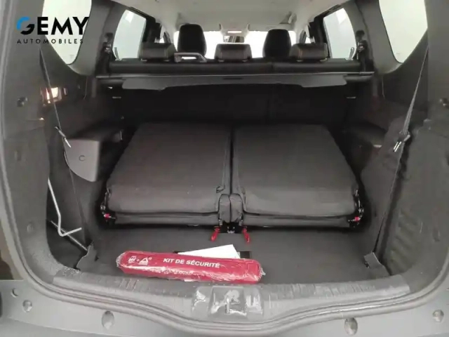 Dacia Jogger tce 110 7 pl — photo 41