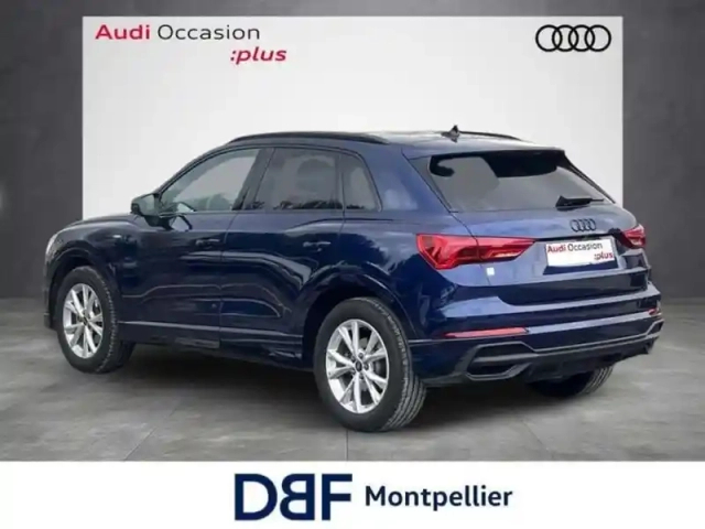Audi Q3 35 tfsi 150 ch s tronic 7 s line plus — photo 13