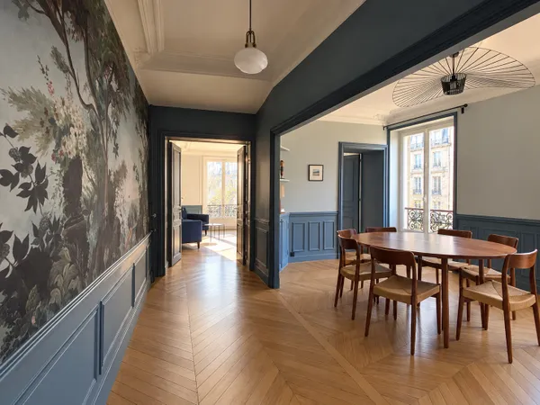 PARIS 11e - OBERKAMPF / MARAIS - 116 m² - 3 CHAMBRES - LOCATION MEUBLÉE