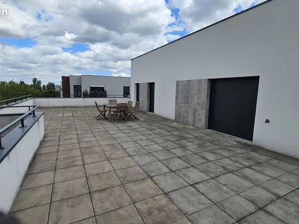 Appartement Rooftop d'exception 110m² + Terrasse 160m² - Tout Compris - Canal de l'Ourcq