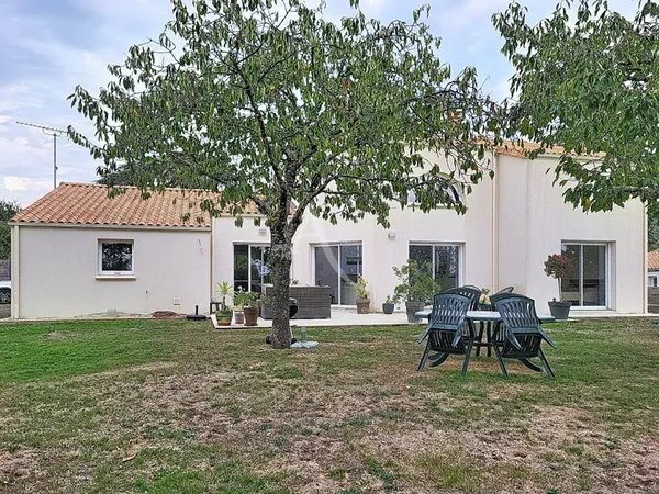 Maison 5 pièces 150 m²